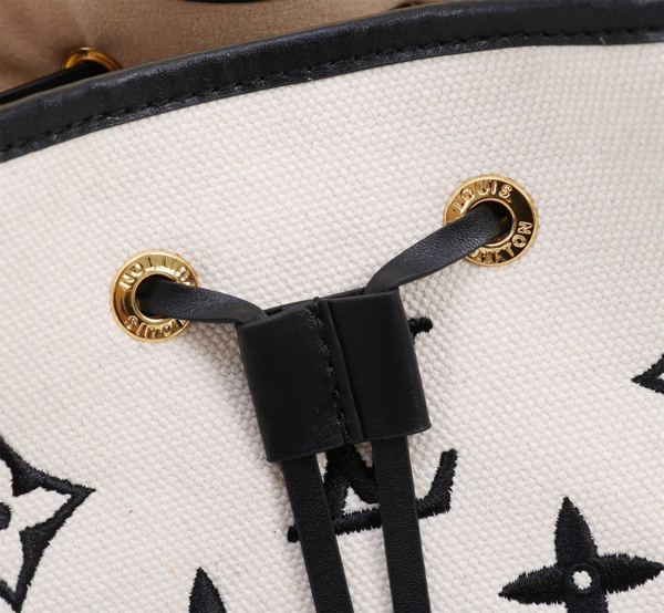 ルイヴィトンバッグ細部ディテール